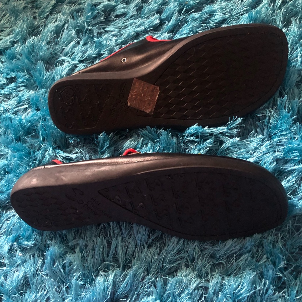 Hot Chocolate Mary Jane Women’s Black and Red Dog Shoes - Picture 3 of 5